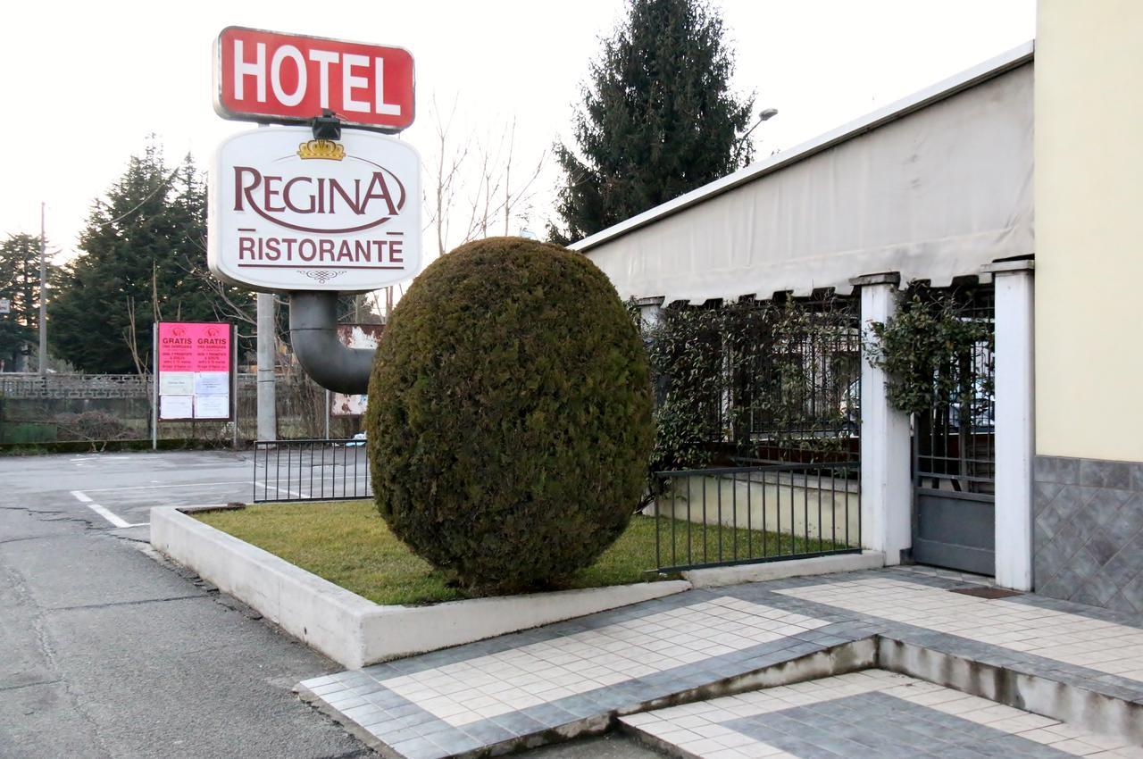 Hotel Ristorante Regina Mozzanica エクステリア 写真